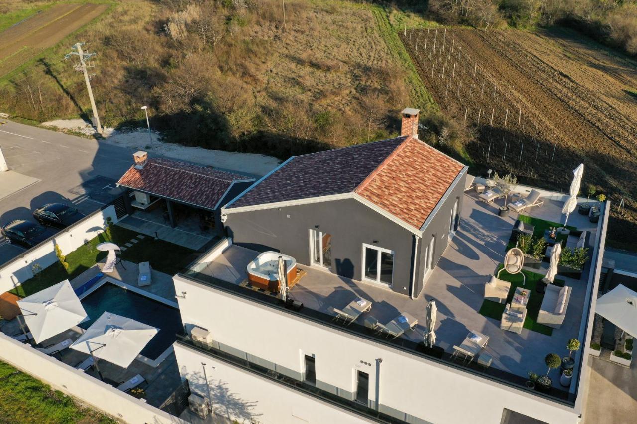 D-Palace Apartments-Olive Tree Donji Zemunik Εξωτερικό φωτογραφία